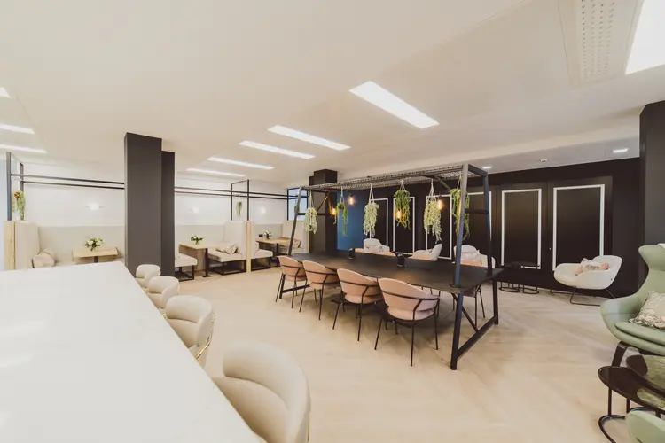 Orega Arkwright House_5th Floor_communal area.jpg