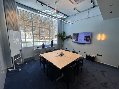 Thumbnail image of meeting_room at Douglas House