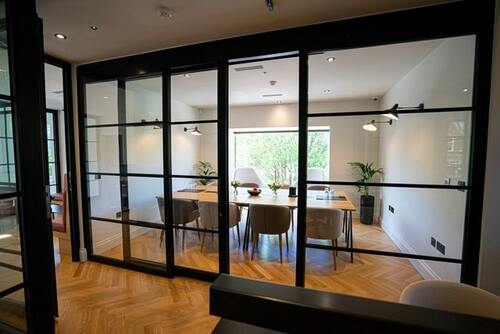 Thumbnail image of meeting_room at One London Road