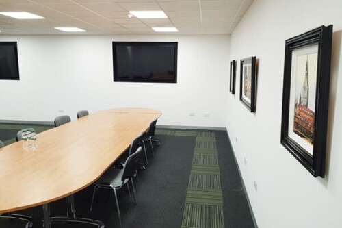 Thumbnail image of meeting_room at Mantle Innovation House