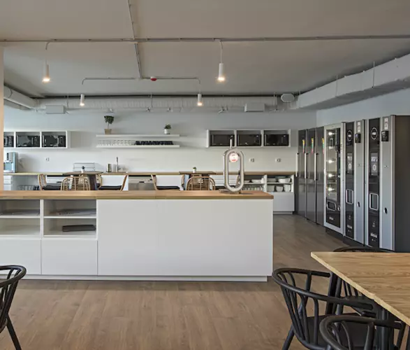 Coworking area and breakout space in IDEA Spaces - Saldanha