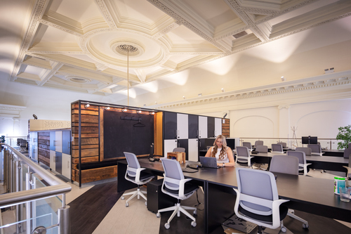 Desk at Huckletree Dublin