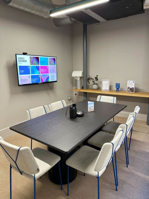 Meeting room for hire in Waterloo in Huckletree Westminster