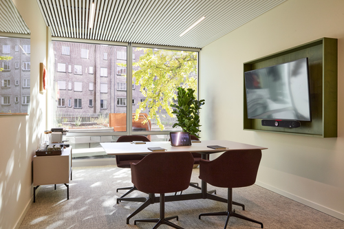 Thumbnail image of meeting_room at The Louise