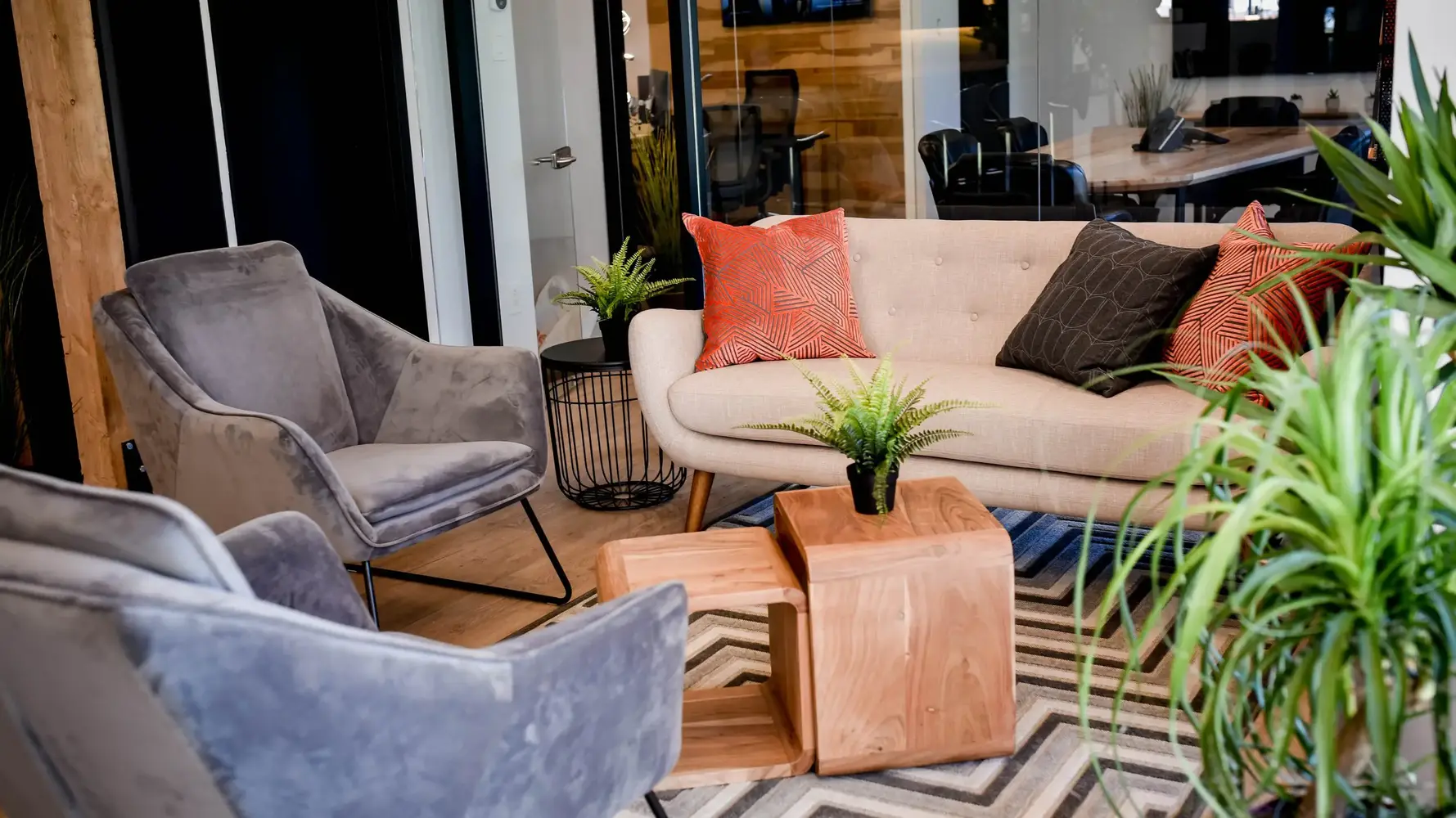 Breakout space in 2727 Coworking