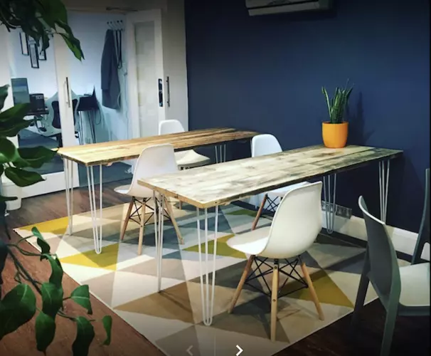  in Space 282 Leigh Road