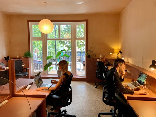 Thumbnail image of desk at Oru Space 