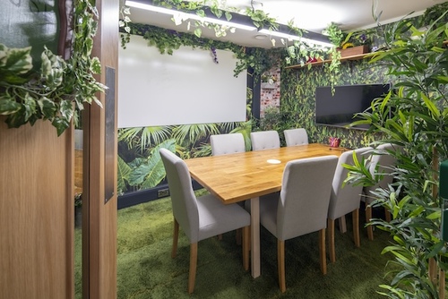 Thumbnail image of meeting_room at Desklodge Beacon Tower