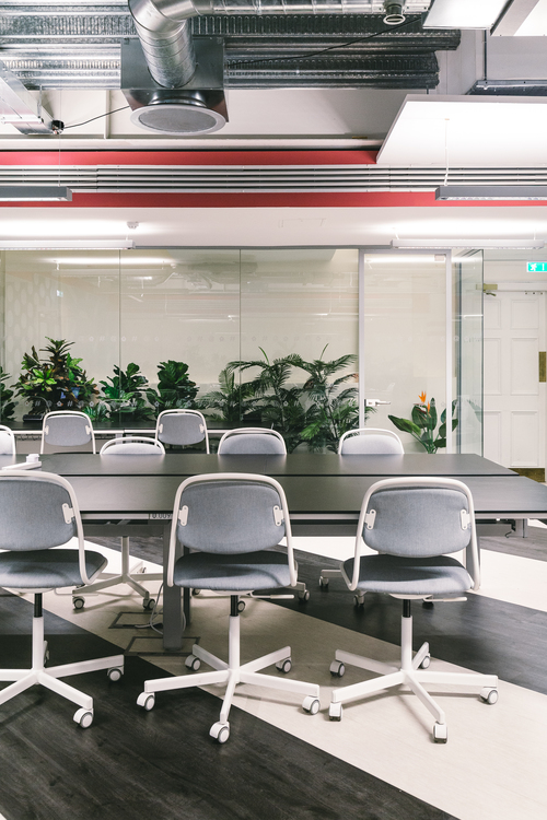 Thumbnail image of desk at Huckletree Dublin