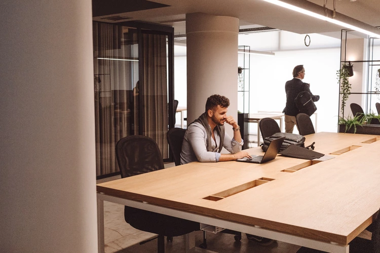  in Vertical Coworking Firmeza