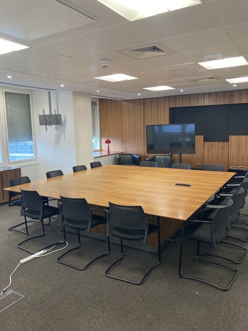 Thumbnail image of meeting_room at Citibase London Millbank