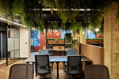 Thumbnail image of desk at Apex Coworking