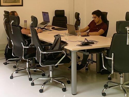 Thumbnail image of desk at NKOOWOORK Loft F