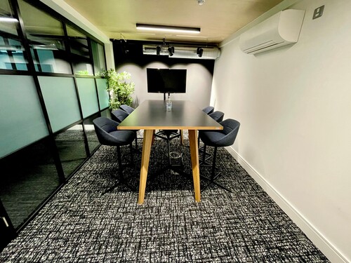 Thumbnail image of meeting_room at Millharbour Court
