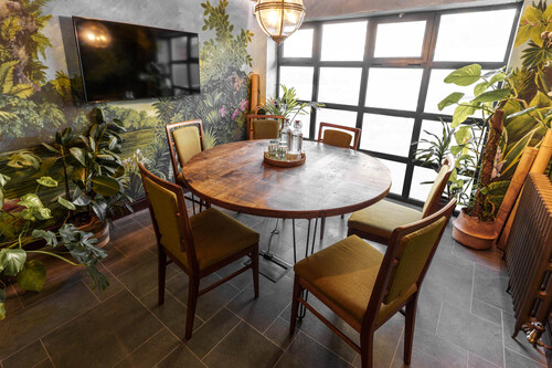 Thumbnail image of meeting_room at Rock Place