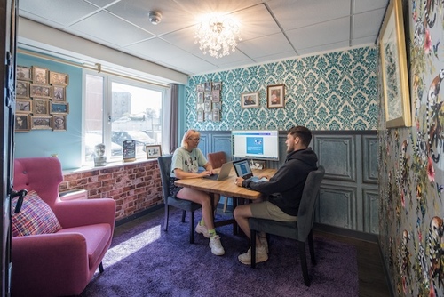 Thumbnail image of meeting_room at Desklodge House 