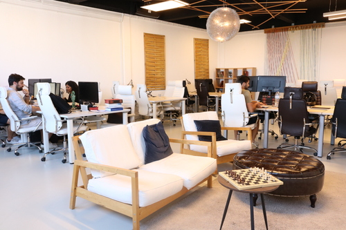 Thumbnail image of desk at NKOOWOORK Loft I