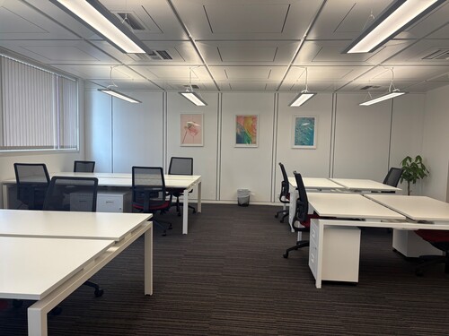 Thumbnail image of desk at Kinetic Business Centre