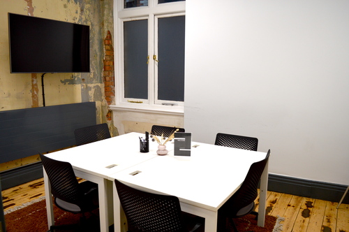 Thumbnail image of meeting_room at Seesaw