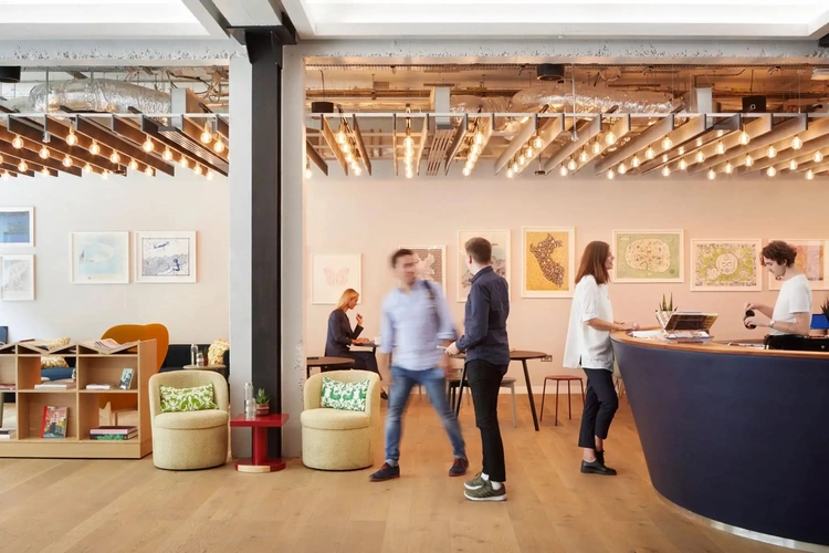 Break out area at Folgate Street