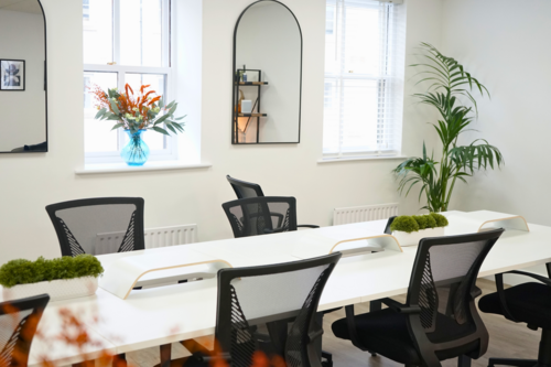 Thumbnail image of desk at Personnel Link Coworking