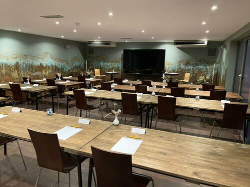 Meeting room for hire in Chester in The Hive at Edenwood