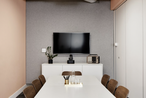 Thumbnail image of meeting_room at LABS Hogarth House
