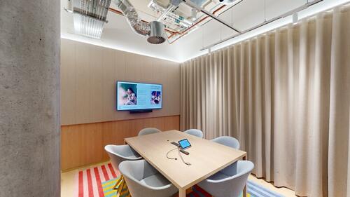 Thumbnail image of meeting_room at Blue Fin Building