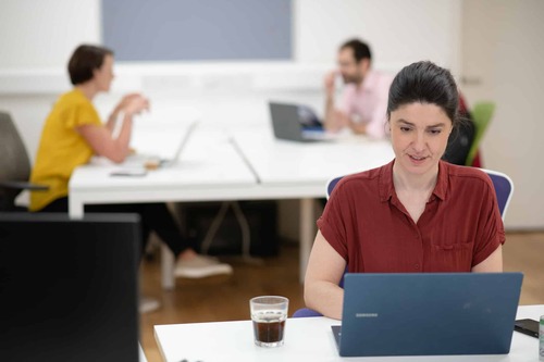 Thumbnail image of desk at Collabor8te