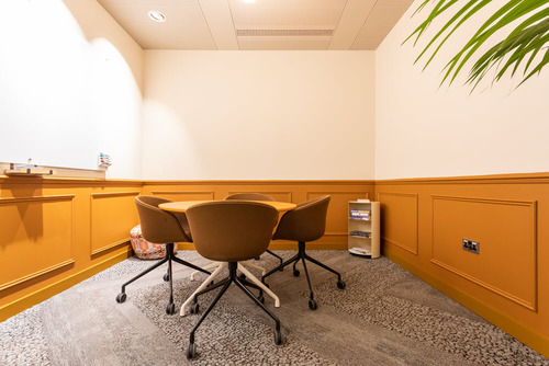 Thumbnail image of meeting_room at beyond Aldgate Tower 