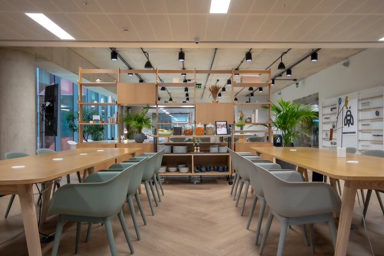  in Industrious at 245 Hammersmith