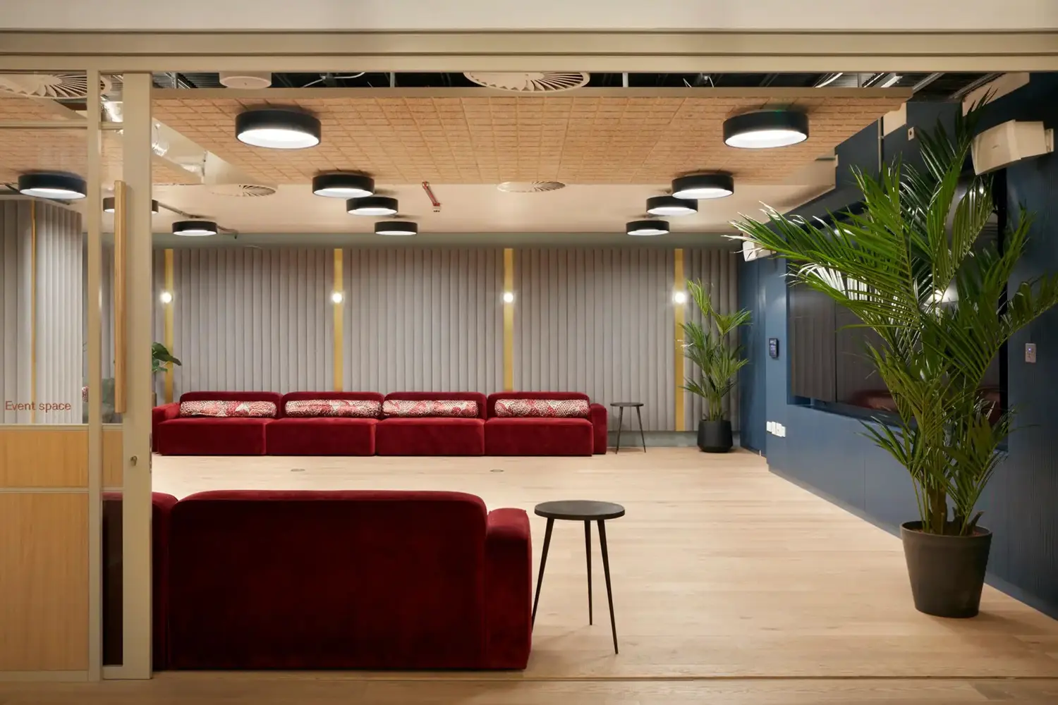 Coworking area and breakout space in Fora Broadwick Street