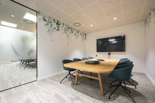 Thumbnail image of meeting_room at Rplus