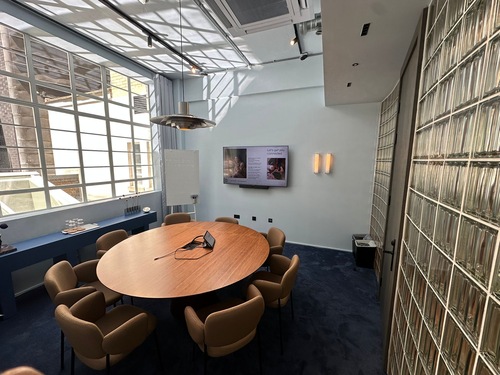 Thumbnail image of meeting_room at Douglas House