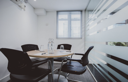 Thumbnail image of meeting_room at Orega Gatwick