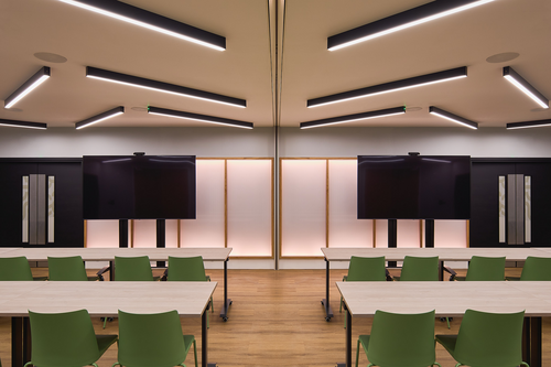 Thumbnail image of event_space at HubHub Worship Square