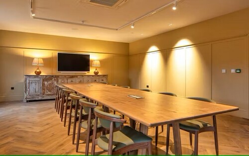 Thumbnail image of meeting_room at Barnsgrove