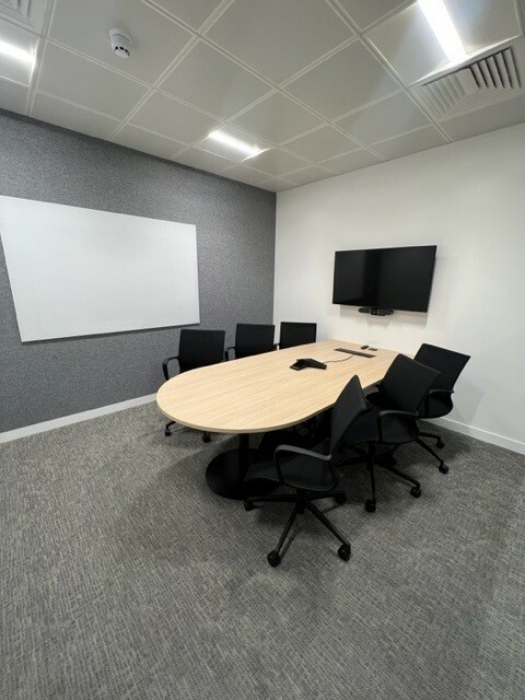 Thumbnail image of meeting_room at Serendipity Labs Cambridge