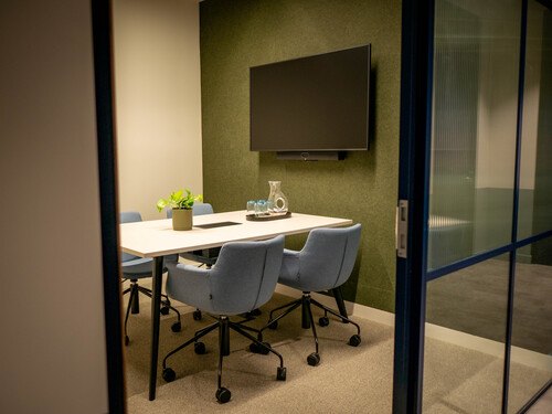 Thumbnail image of meeting_room at One Station Hill