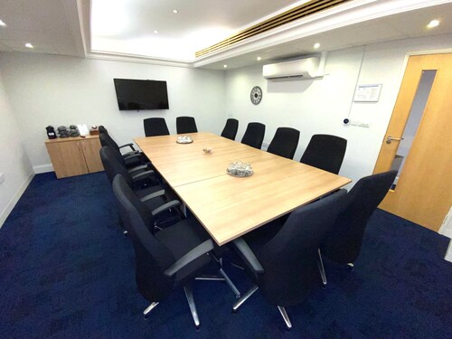 Thumbnail image of meeting_room at Longcroft House