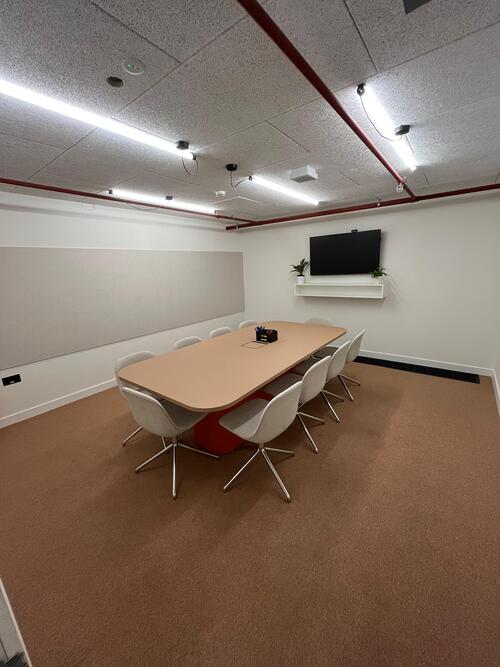 Thumbnail image of meeting_room at Oneder White City