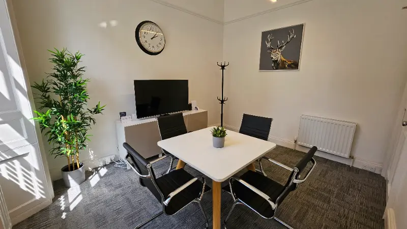 Meeting rooms in 5 South Charlotte Street (Edinburgh)