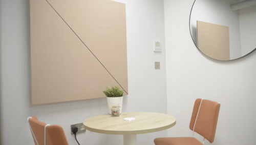 Thumbnail image of meeting_room at Huckletree Soho