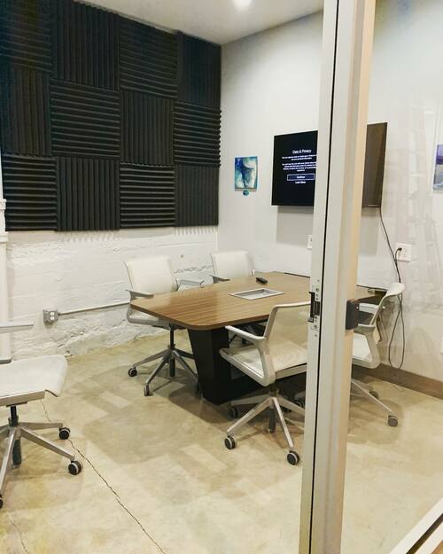 Thumbnail image of meeting_room at Cloudport CoWorking