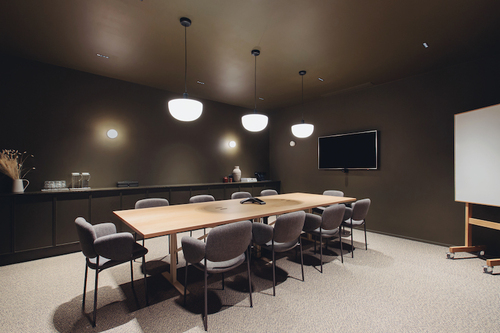 Thumbnail image of meeting_room at FORA Summit House