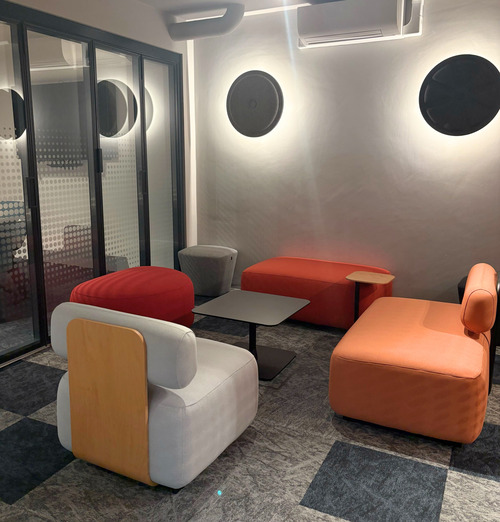 Thumbnail image of meeting_room at 4 Garrett Street