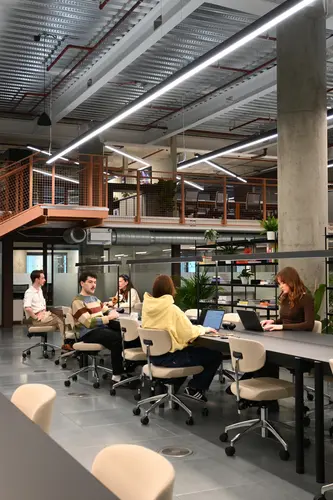  in Oneder White City