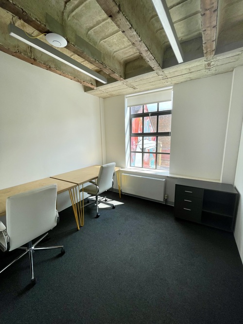 Thumbnail image of private_office at Sussex House