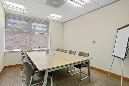 Meeting room for hire in Aberdeen in Citibase Aberdeen Queens Road