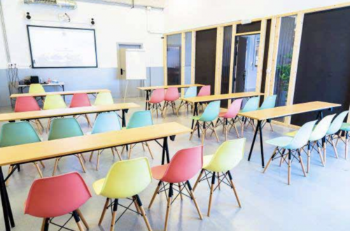 Thumbnail image of meeting_room at CREC Sabadell